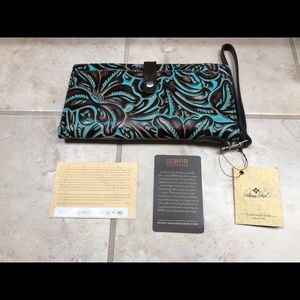 RARE• Patricia Nash Wallet